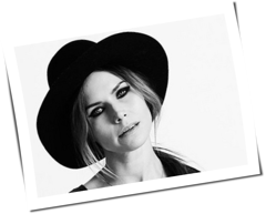 Nina Persson