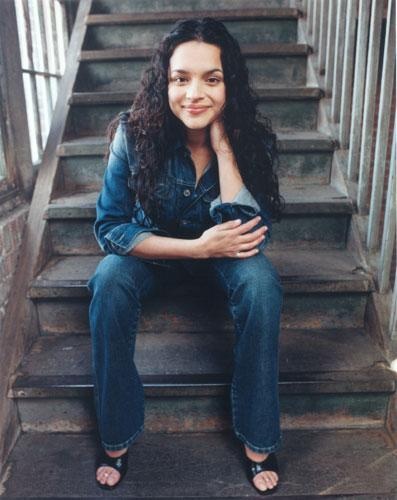 Norah Jones – Das Fräuleinwunder mit den acht Grammys im Portrait. – 