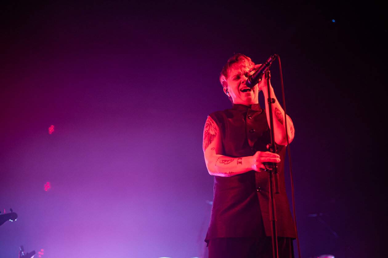 Nothing But Thieves – Conor Mason.