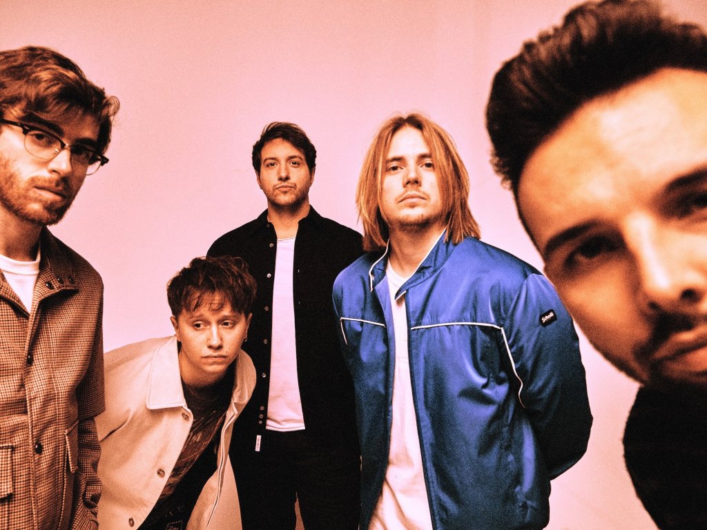 Nothing But Thieves