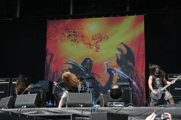 Obituary – Die einzige Death Metal Band auf dem Festival. – 