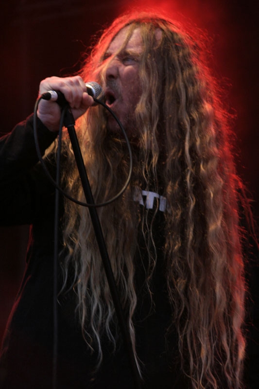 Obituary – Grooves und mörderische Growls. – Jon Tardy