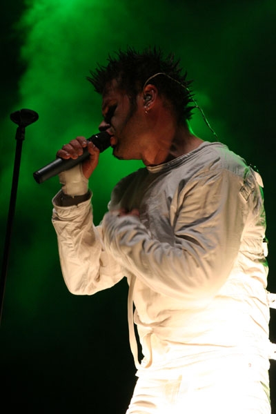 Oomph! waren als Co-Headliner auf dem Summer Breeze durchaus umstrittten. – 