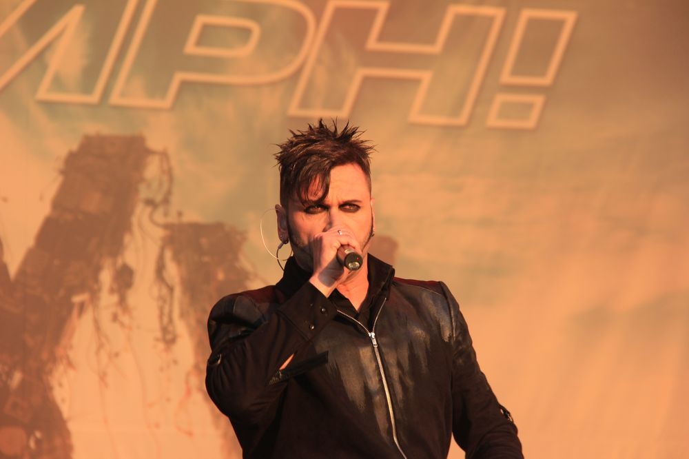 Bei den Fans immer gesetzt: Nero und Co. – Oomph!