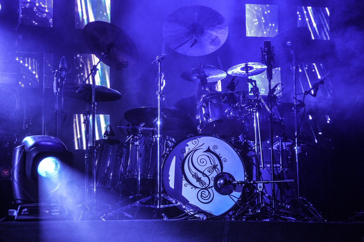 Opeth – Sorceress! Die schwedischen Hexer füllen den Club in der Rheinmetropole. – Mit Geknüppel …