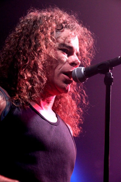 Overkill – Die New Yorker sind live nach wie vor eine Macht! – Bobby Blitz Ellsworth