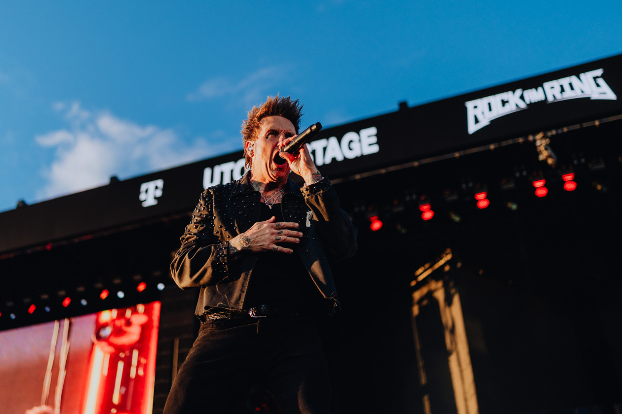 Deftones – 