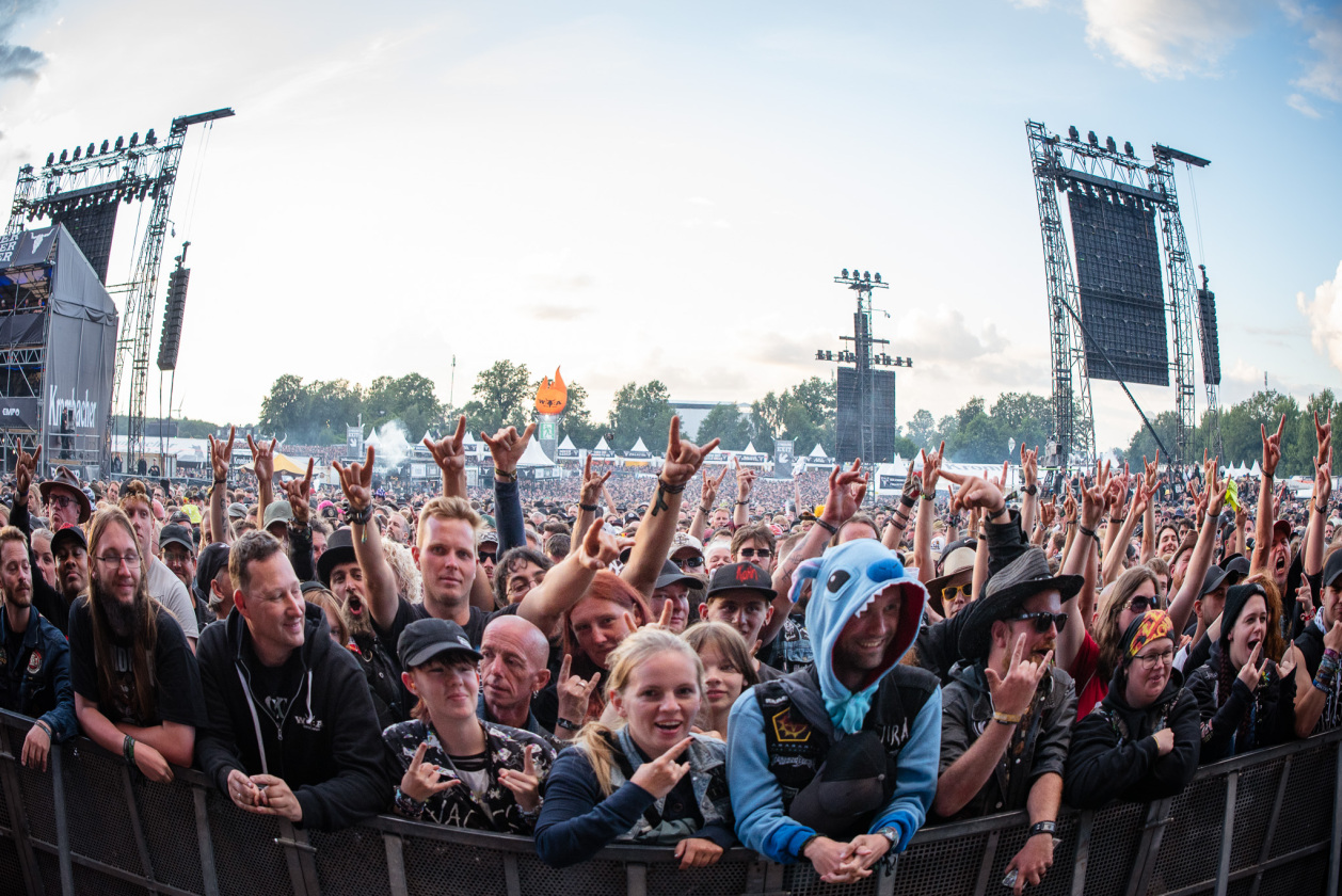 Papa Roach – Heimspiel in Wacken: die Amerikaner um Jacoby Shaddix. – Fans.