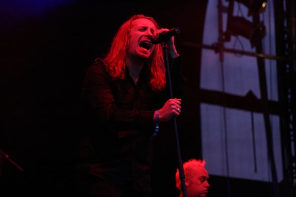 Paradise Lost – Die Briten darf man nur bei Nacht auf die Bühne lassen. – Nick Holmes