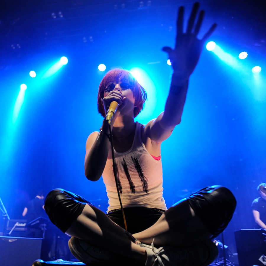 Paramore – Punkpop-Singalongs mit Hayleys Crew. – 