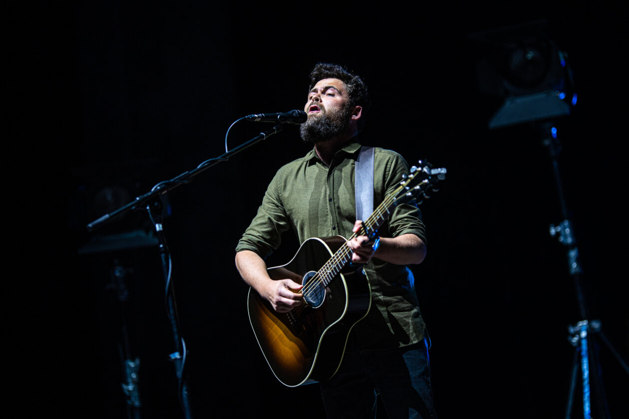 Als Support für George Ezra unterwegs. – Passenger.