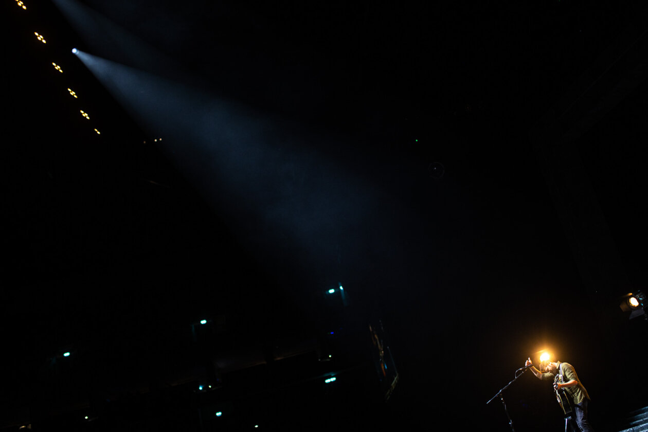 Als Support für George Ezra unterwegs. – Passenger.