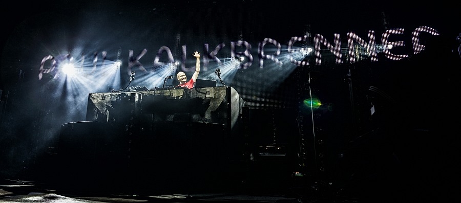 Techno live: Partyalarm im Velodrom. – Paul Kalkbrenner.