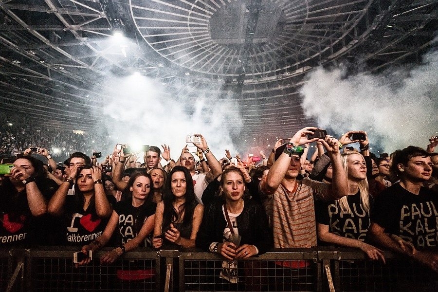 Techno live: Partyalarm im Velodrom. – Paul Kalkbrenner.