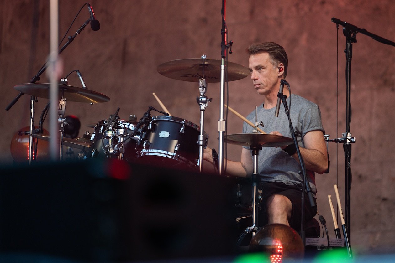 Pearl Jam – James Cameron.