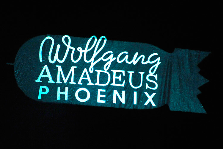 Phoenix in Köln? Knallvolle Halle. – Die Indiefranzosen in Köln.