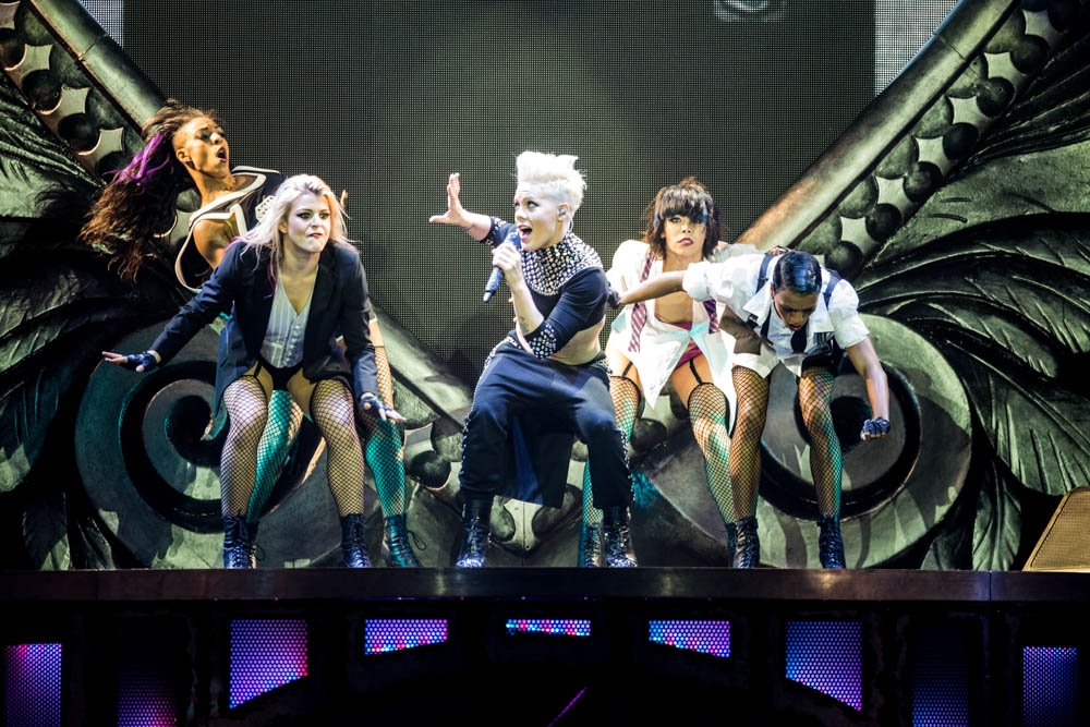 Pink live im ISS Dome. – Pink live im ISS Dome Düsseldorf.