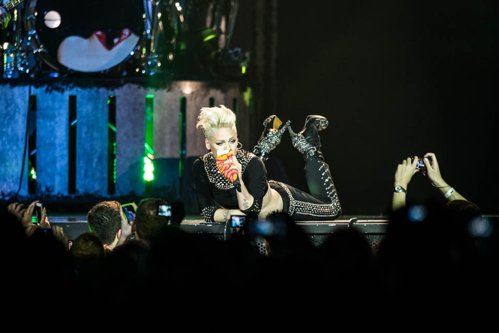 Pink live im ISS Dome. – Pink live im ISS Dome Düsseldorf.