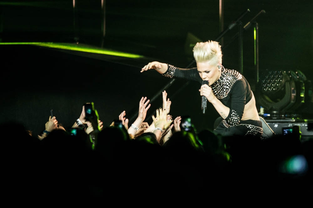 Pink live im ISS Dome. – Pink live im ISS Dome Düsseldorf.