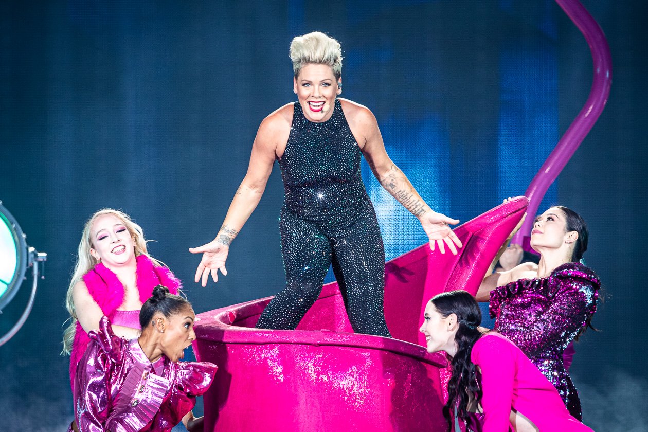 'Get The Party Started' - und 60.000 schauten zu! – Pink.