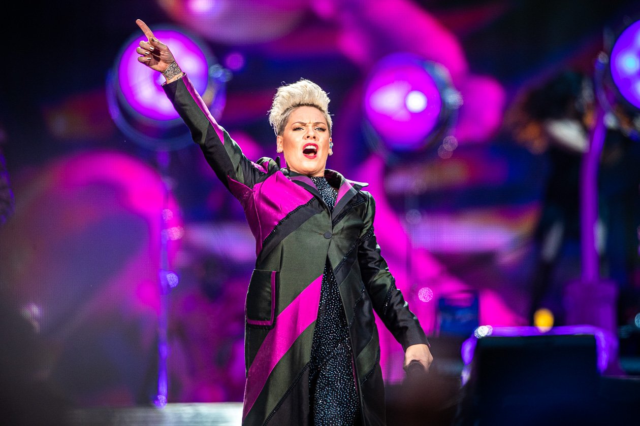 'Get The Party Started' - und 60.000 schauten zu! – Pink.