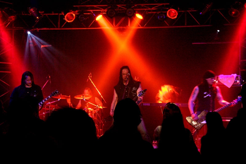 Ville und Co. machen Sentenced <i>fast</i> vergessen. – Poisonblack
