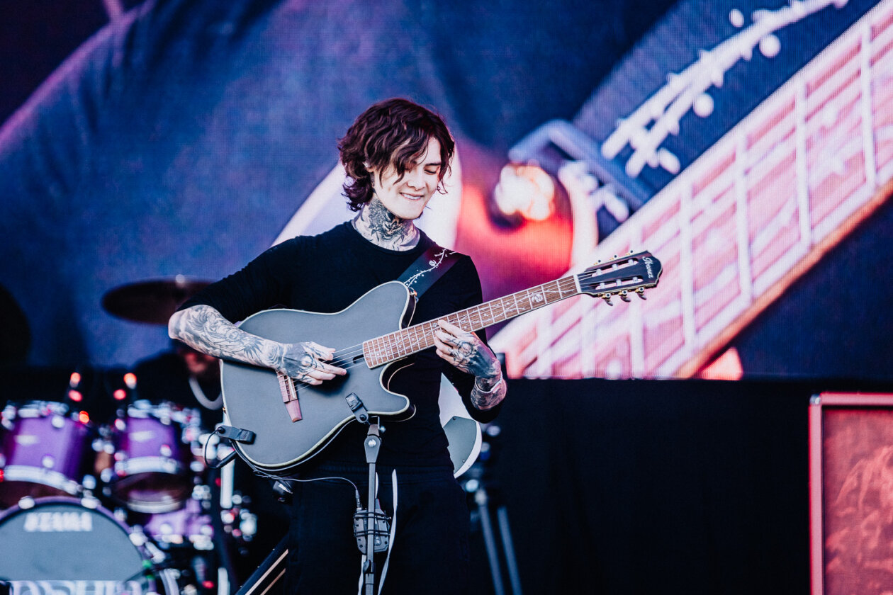 Die Texaner auf der Mandora Stage am Festivalsonntag. – Polyphia.