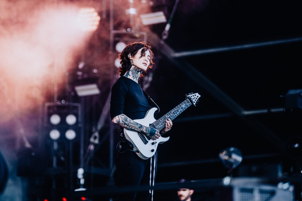 Die Texaner auf der Mandora Stage am Festivalsonntag. – Polyphia.