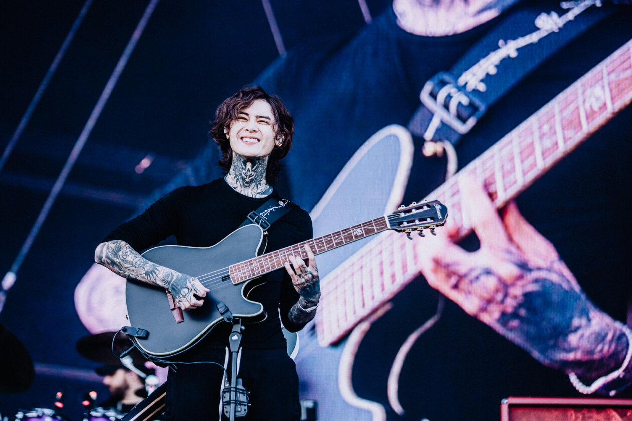 Die Texaner auf der Mandora Stage am Festivalsonntag. – Polyphia.
