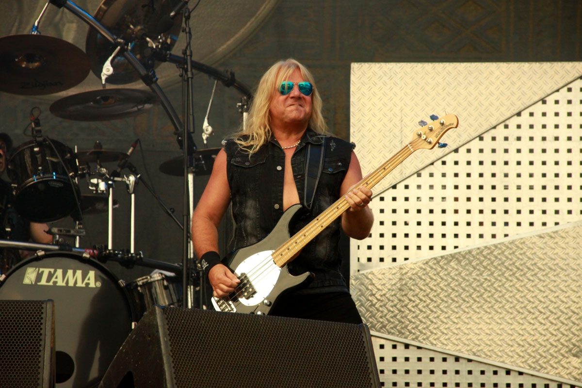 Immer eine sichere Bank on stage. – Primal Fear