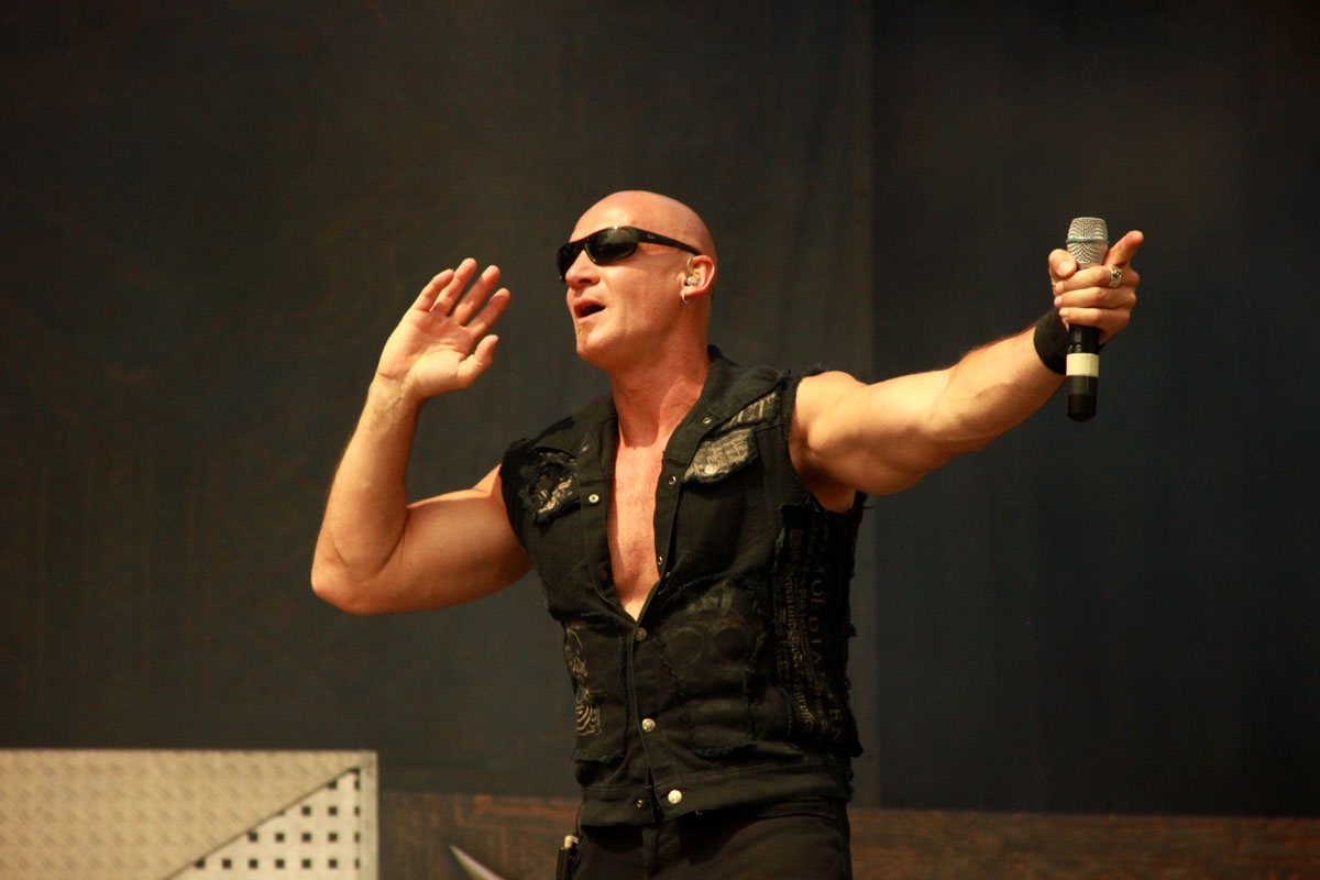 Immer eine sichere Bank on stage. – Primal Fear
