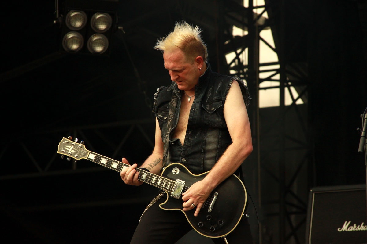 Immer eine sichere Bank on stage. – Primal Fear