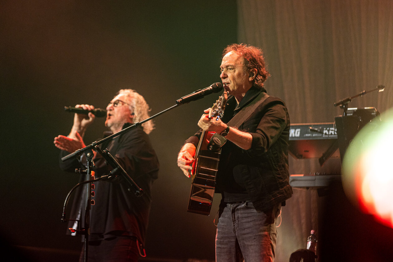 Hartmut Engler und Band bringen ihr aktuelles Album "Persönlich" auf große "PUR - Tour 2023". – Pur.