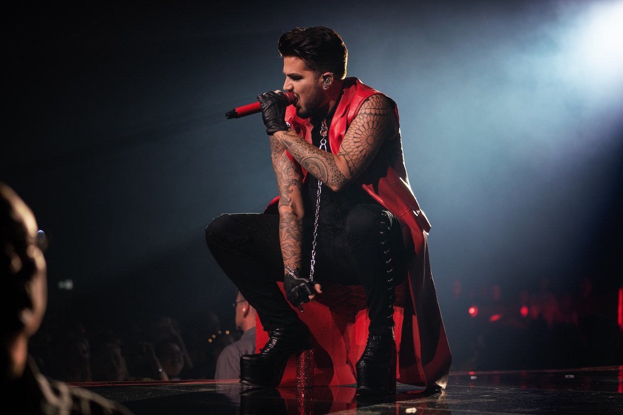 Queen – Queen.