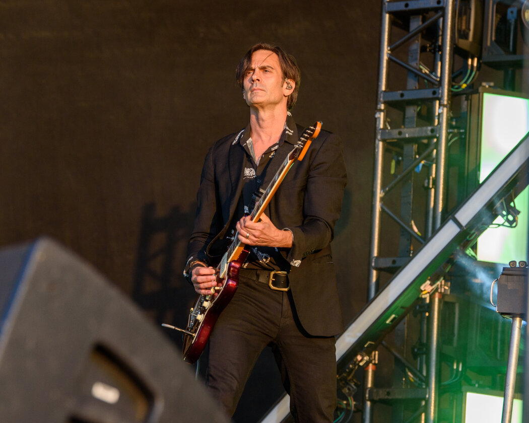 Queens Of The Stone Age – Comeback mit neuem Album  "In Times New Roman...": Josh Homme und Band haben Bock! – Dean Fertita.