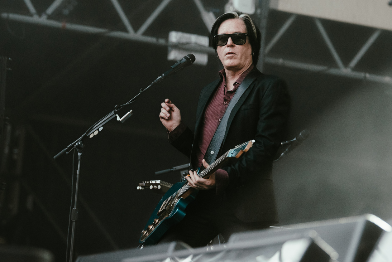 Songs for the Deaf: QOTSA brillieren zwei Stunden in Berlin. – Queens Of The Stone Age in Berlin