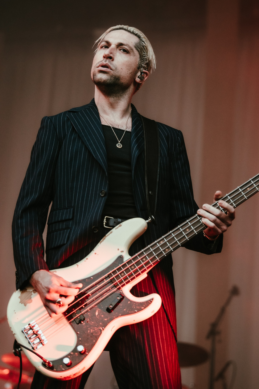 Songs for the Deaf: QOTSA brillieren zwei Stunden in Berlin. – Queens Of The Stone Age in Berlin