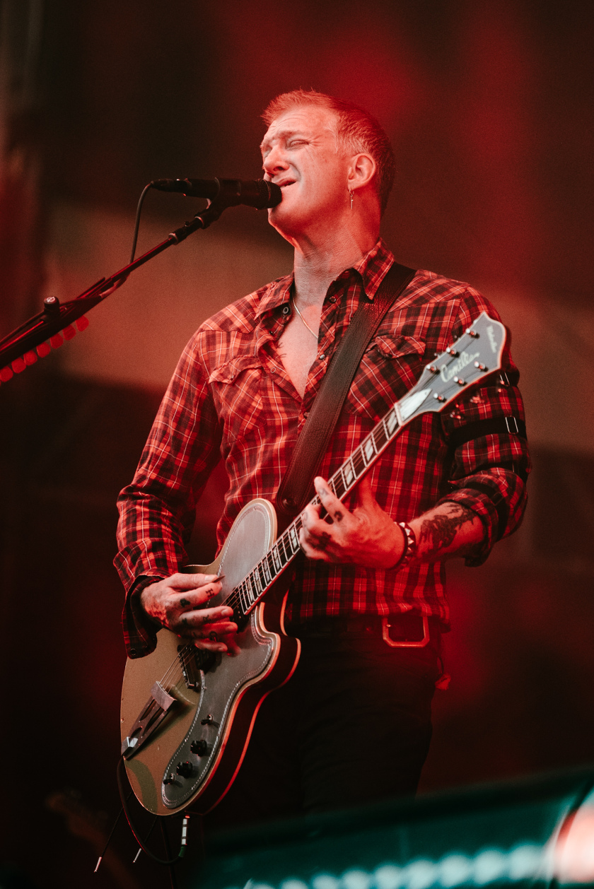 Songs for the Deaf: QOTSA brillieren zwei Stunden in Berlin. – Queens Of The Stone Age in Berlin