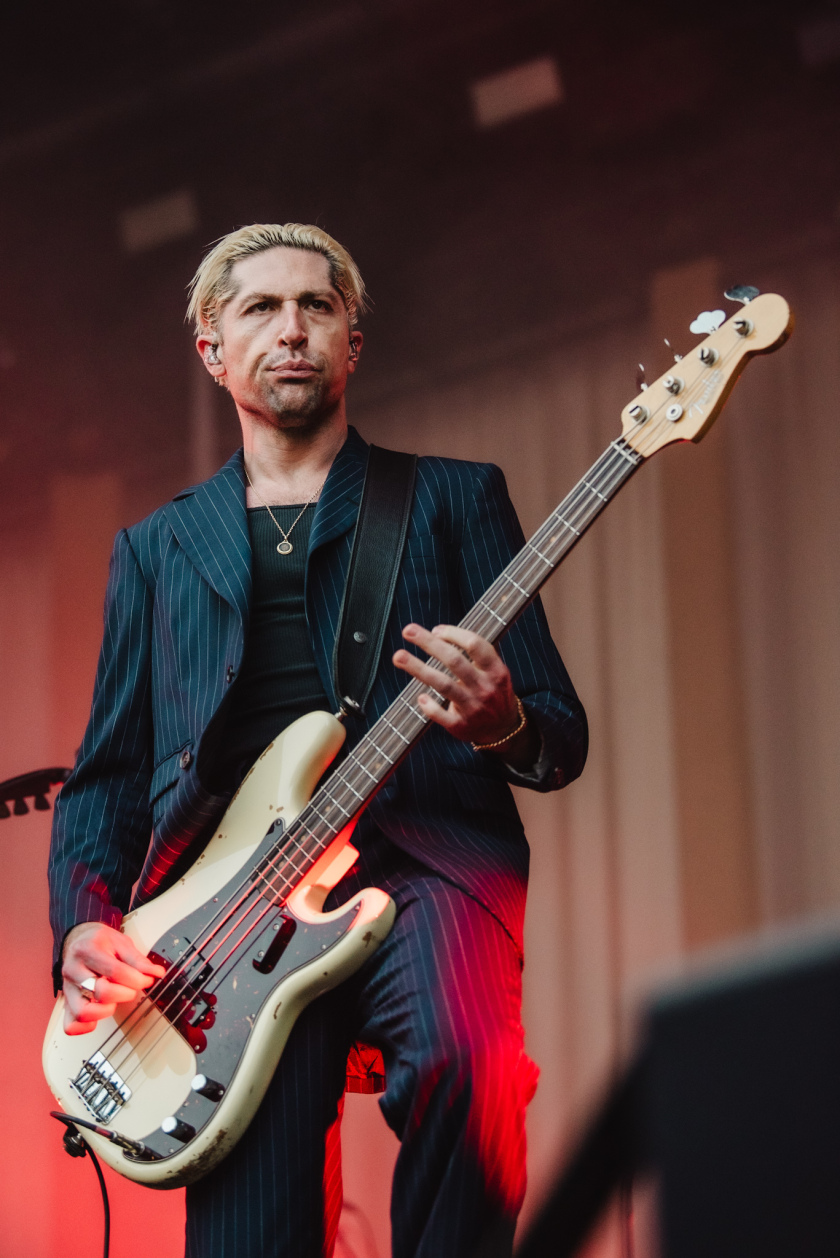 Songs for the Deaf: QOTSA brillieren zwei Stunden in Berlin. – Queens Of The Stone Age in Berlin