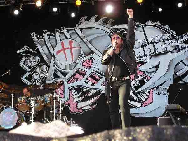 Queensryche konzentrierten sich auf die alten Stärken mit Unterstützung von "Sister Mary". – 