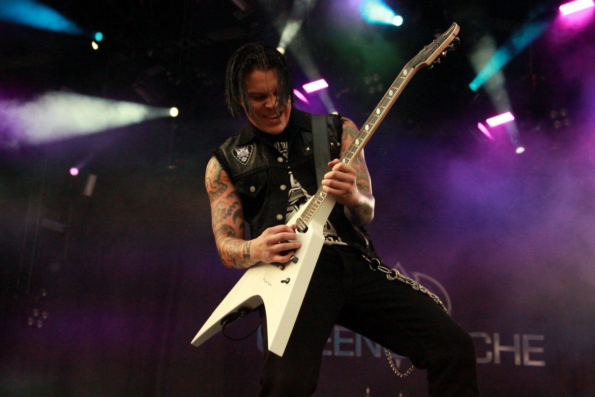 Reisten einfach mal ohne Bassisten an – Queensryche