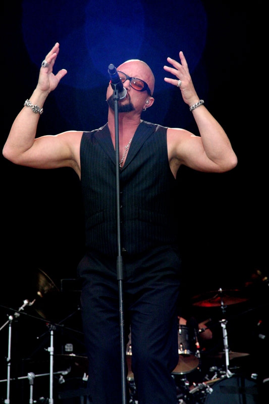 Queensryche – Verkommen durch die Posen von Geoff Tate mehr und mehr zu Show-Band. – Geoff Tate