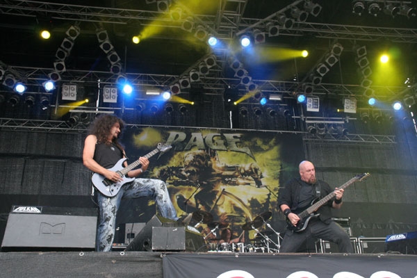 Rage – Ein wenig unbeweglich, aber musikalisch immer noch top. – 