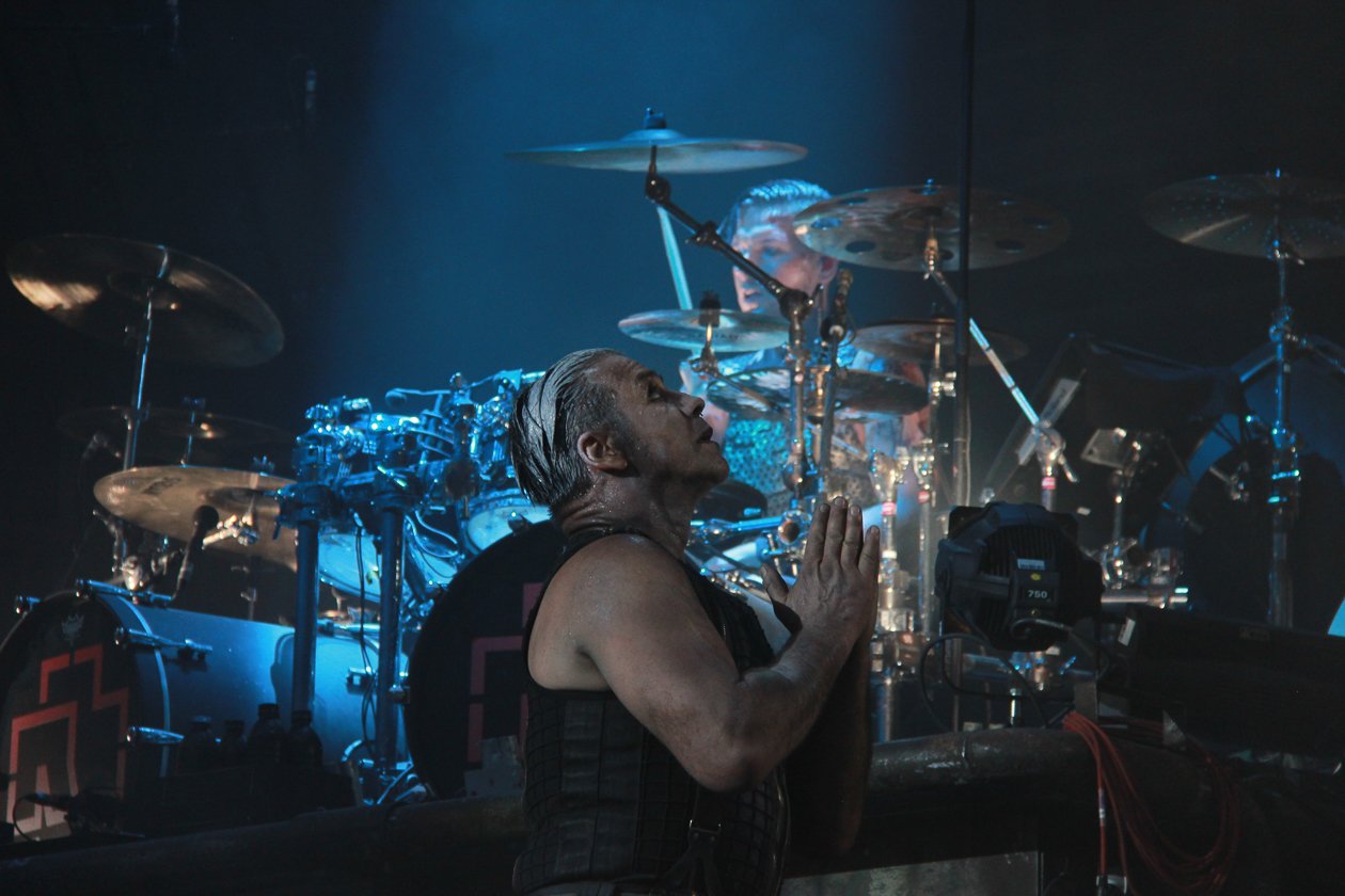 Rammstein – Drei Mal gaben Till Lindemann und Co. ein Heimspiel in der Hauptstadt. – ... eher ...