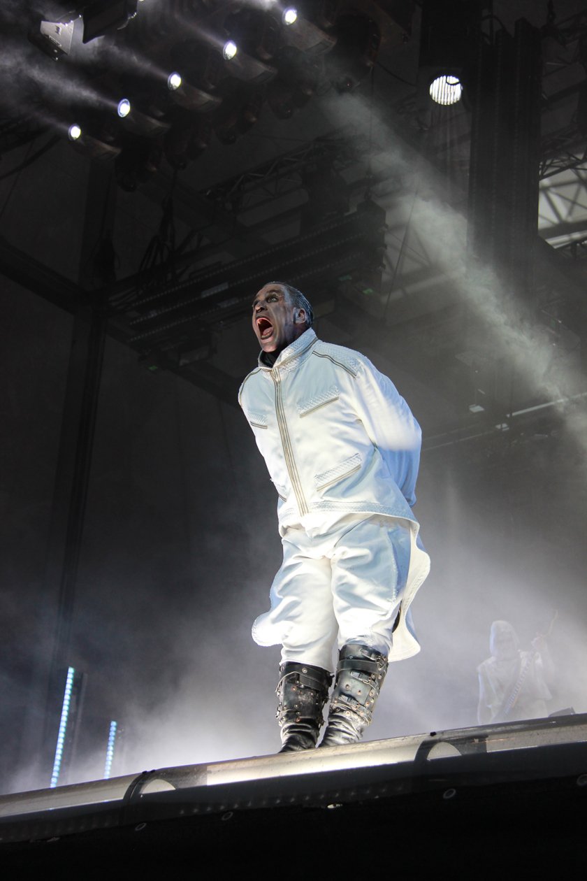 Rammstein – Drei Mal gaben Till Lindemann und Co. ein Heimspiel in der Hauptstadt. – Till.