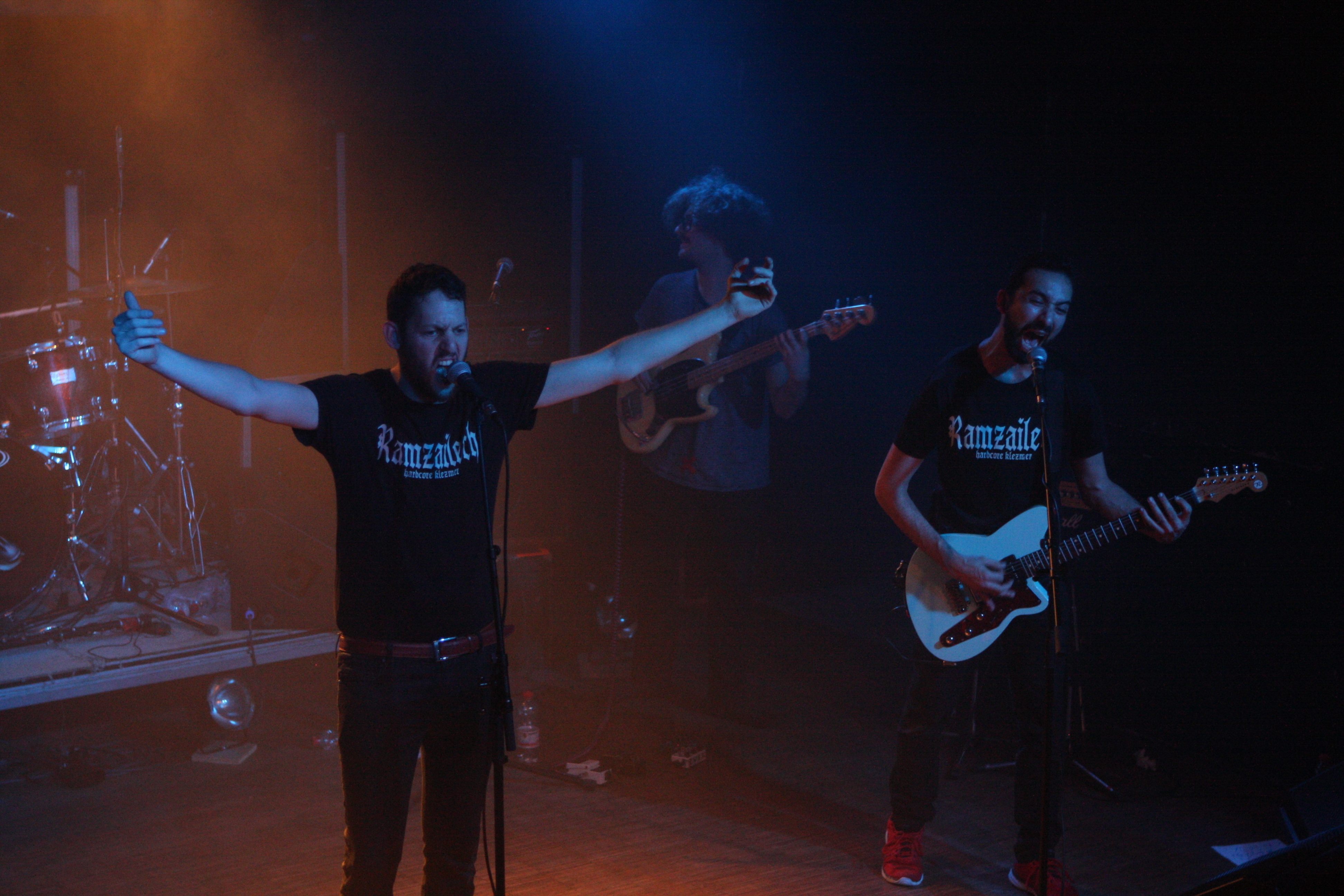 Hardcore-Klezmer: Auf Secret Handshake-Tour mit Langtunes. – Ramzailech.