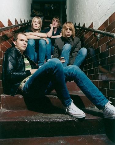 Razorlight – Die musikalischen Heißsporne geben sich bei Fotosessions gelassen. – 