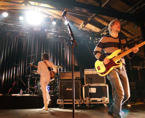 Razorlight bei ihrem ersten Deutschlandkonzert. – Razorlight bei ihrem ersten Deutschlandkonzert im Mai 2006/Berlin.