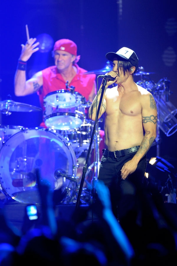 Die Red Hot Chili Peppers stellen "I'm With You" vor. – Red Hot Chili Peppers 2011 live in Köln