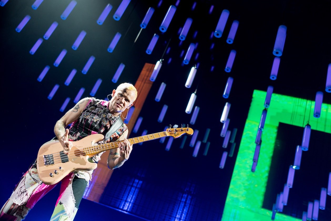 Red Hot Chili Peppers – Viel Live-Spaß mit den Chili Peppers in der Hauptstadt. – Flea.